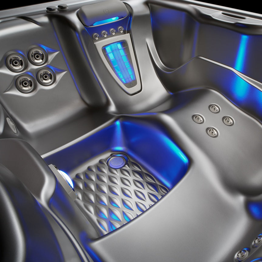 Hot Spring Highlife Collection Jetsetter LX Hot Tub