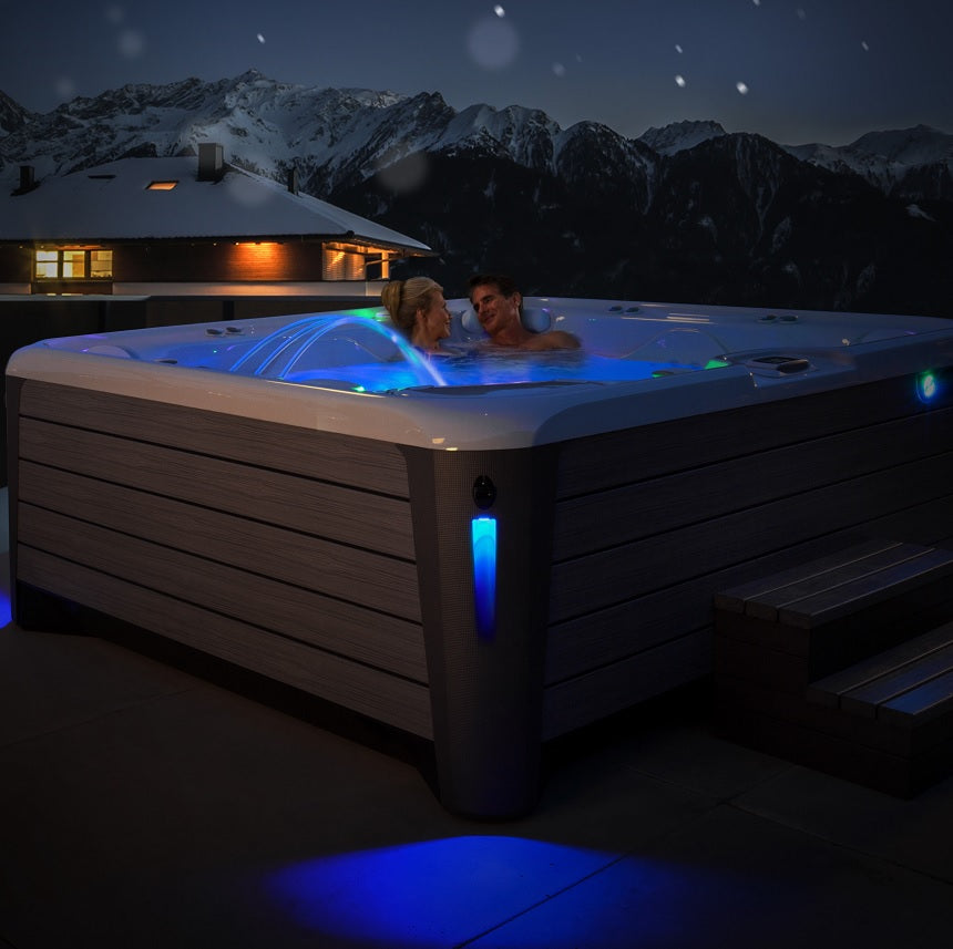 Hot Spring Highlife Collection Sovereign Hot Tub