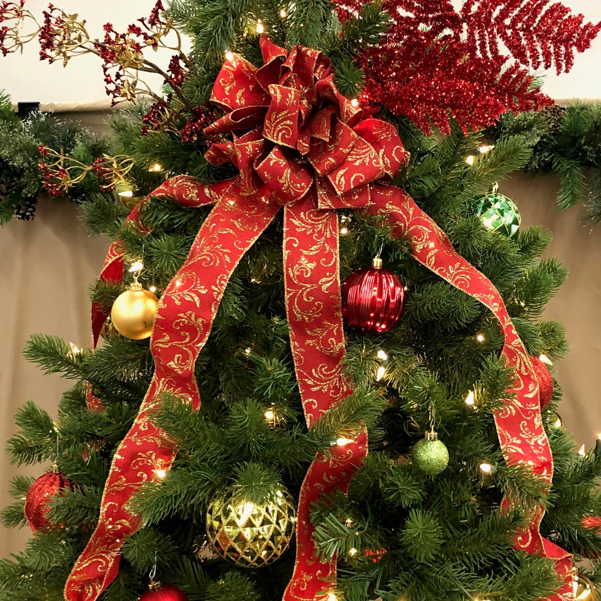 How to Create the Perfect Tree Topper Bow – American Sale