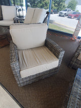 Outlet Lenox Seating Set