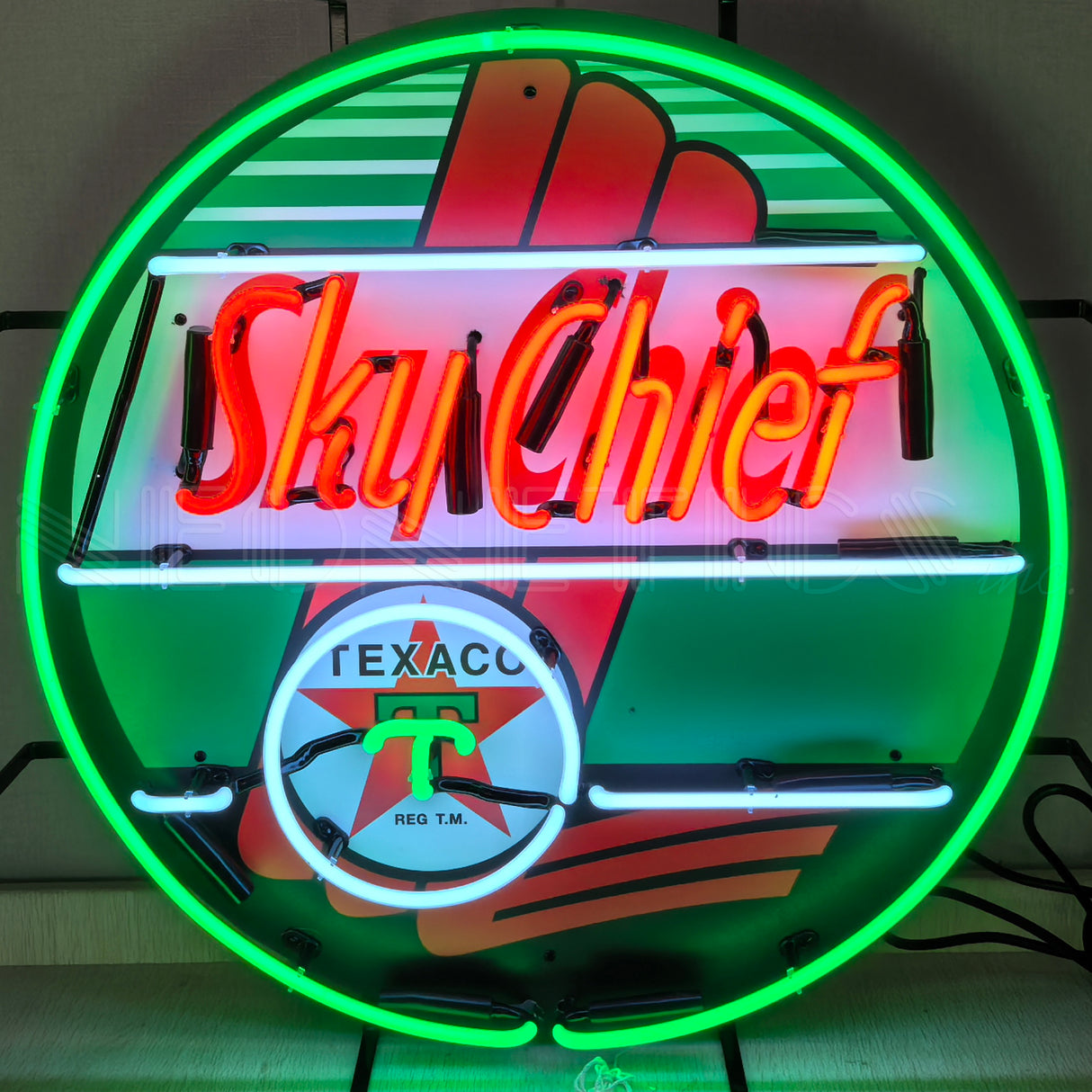 This image shows what this neon sign looks like. It features the Texaco Sky Chief logo.