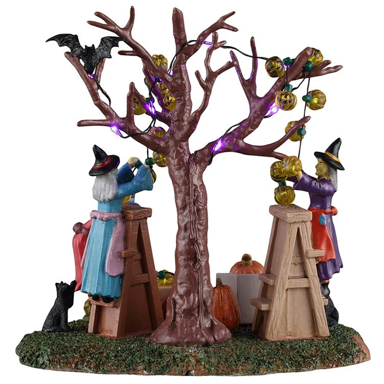 This is another angle of this piece. You can see the witches, as well as a black cat and a bat.