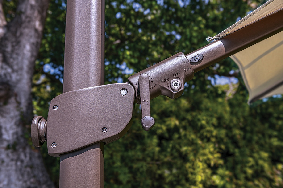 This is a lifestyle image showing what the umbrella pole and tilt lock looks like.