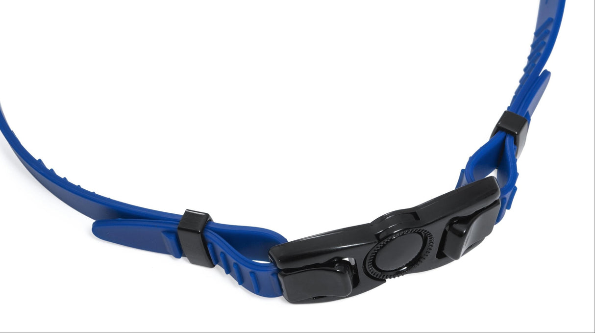 This image is an up close view of the unique clasp on this swim mask. The clasp is black and the head strap is blue.