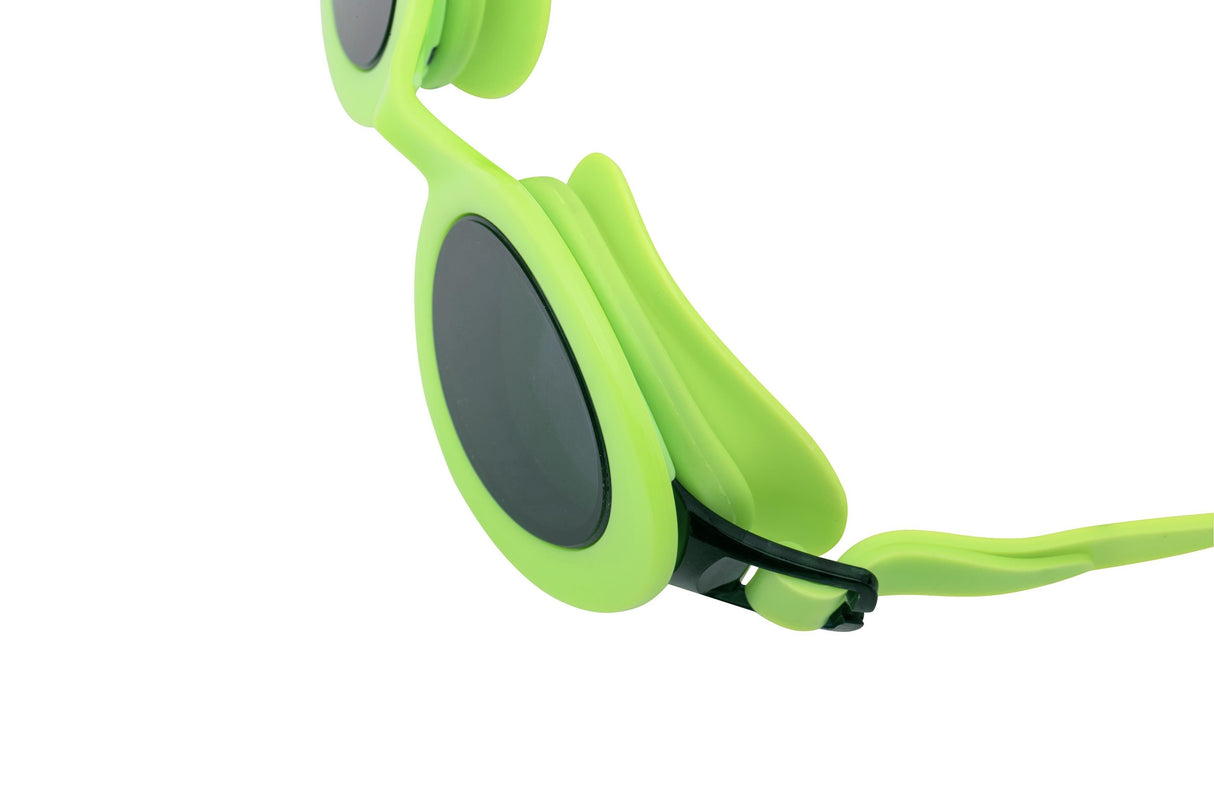 This image shows how thick the eyecups are on the neon yellow goggles.