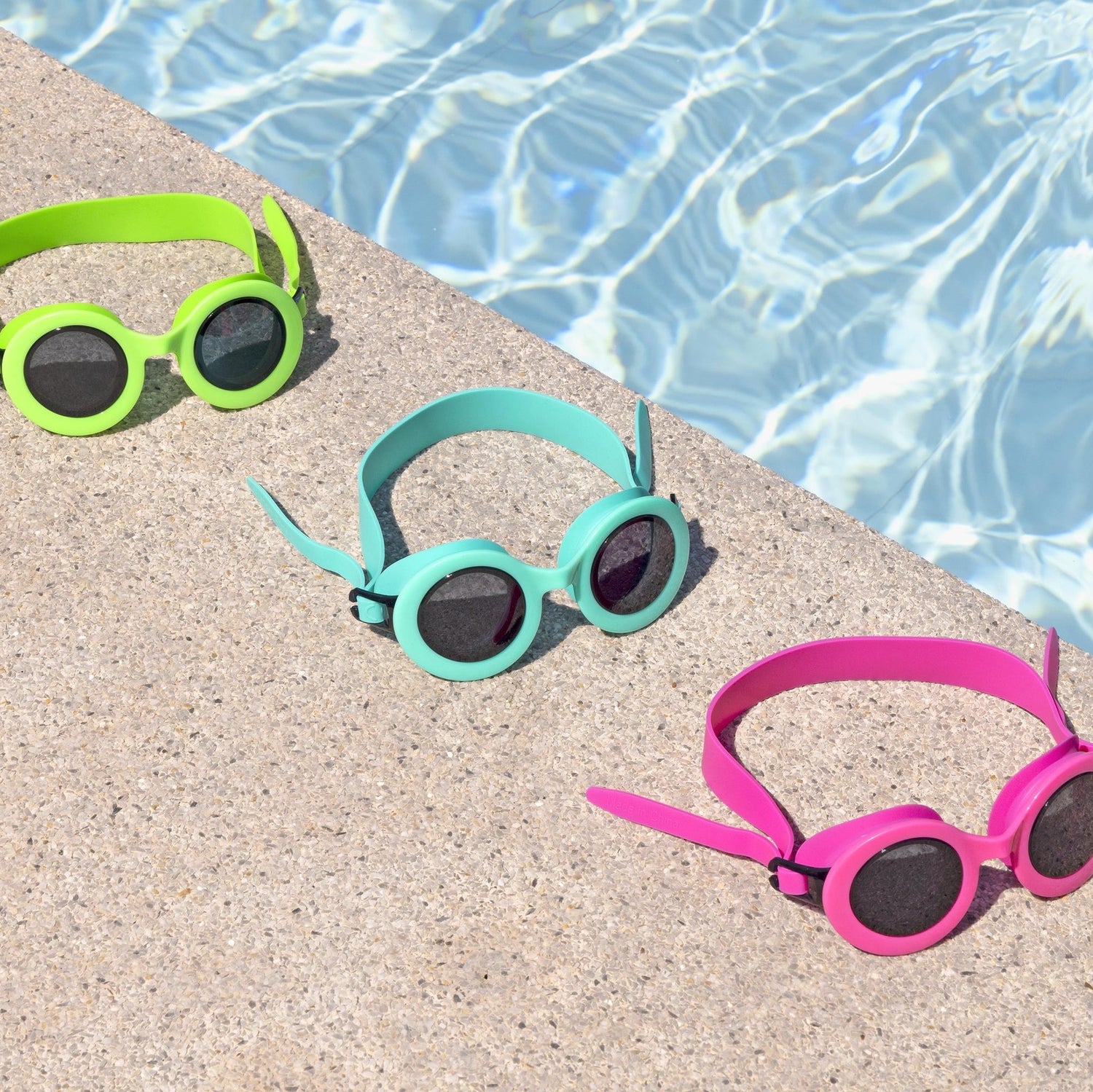 Latex-Free AquaShade Goggles, Ages 3+