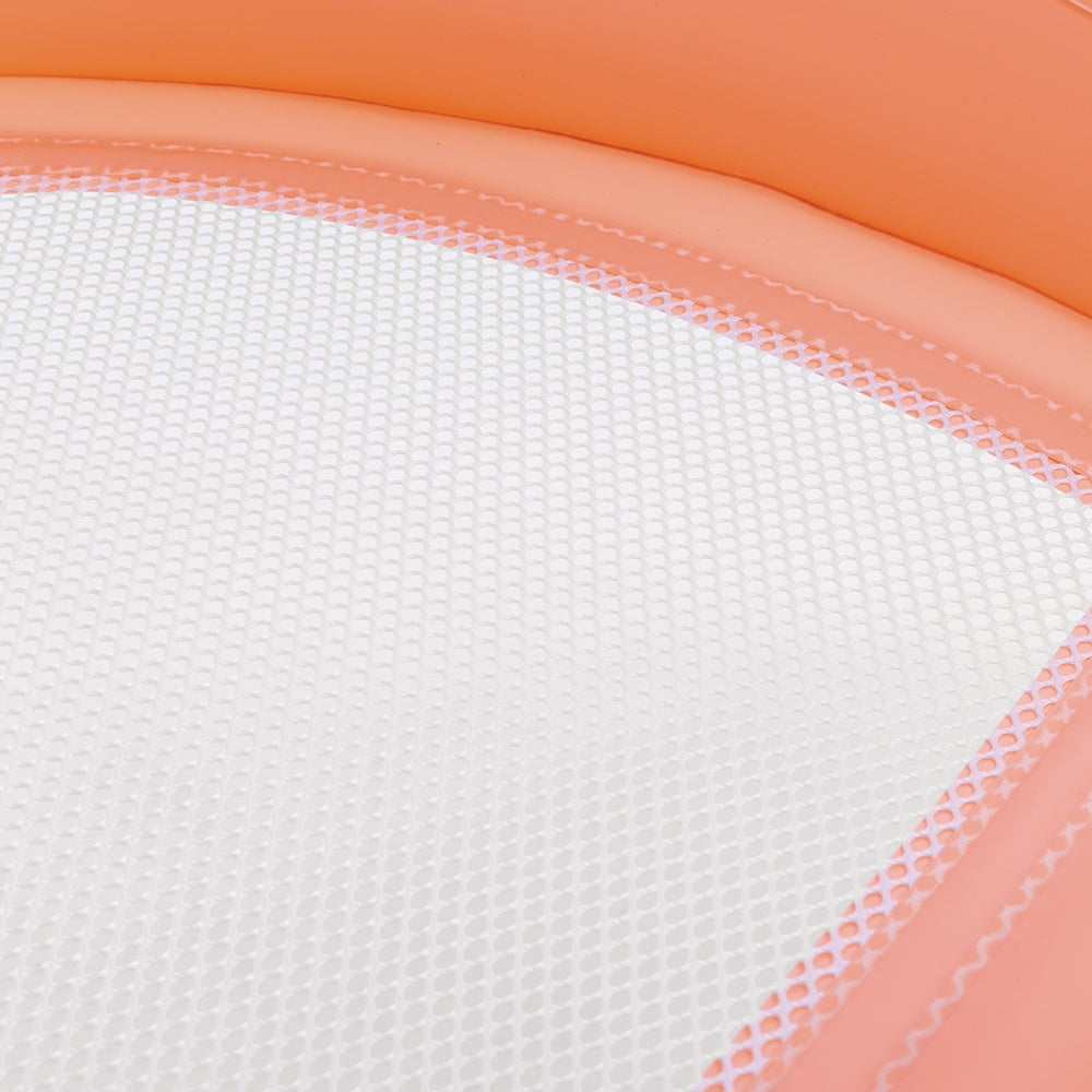 This is an up close view of the mesh inside the chair.