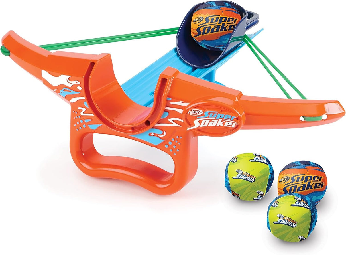 Dunk a Storm Ball in water until filled, place your ball in the rocket, pull back the band and launch at the competition!