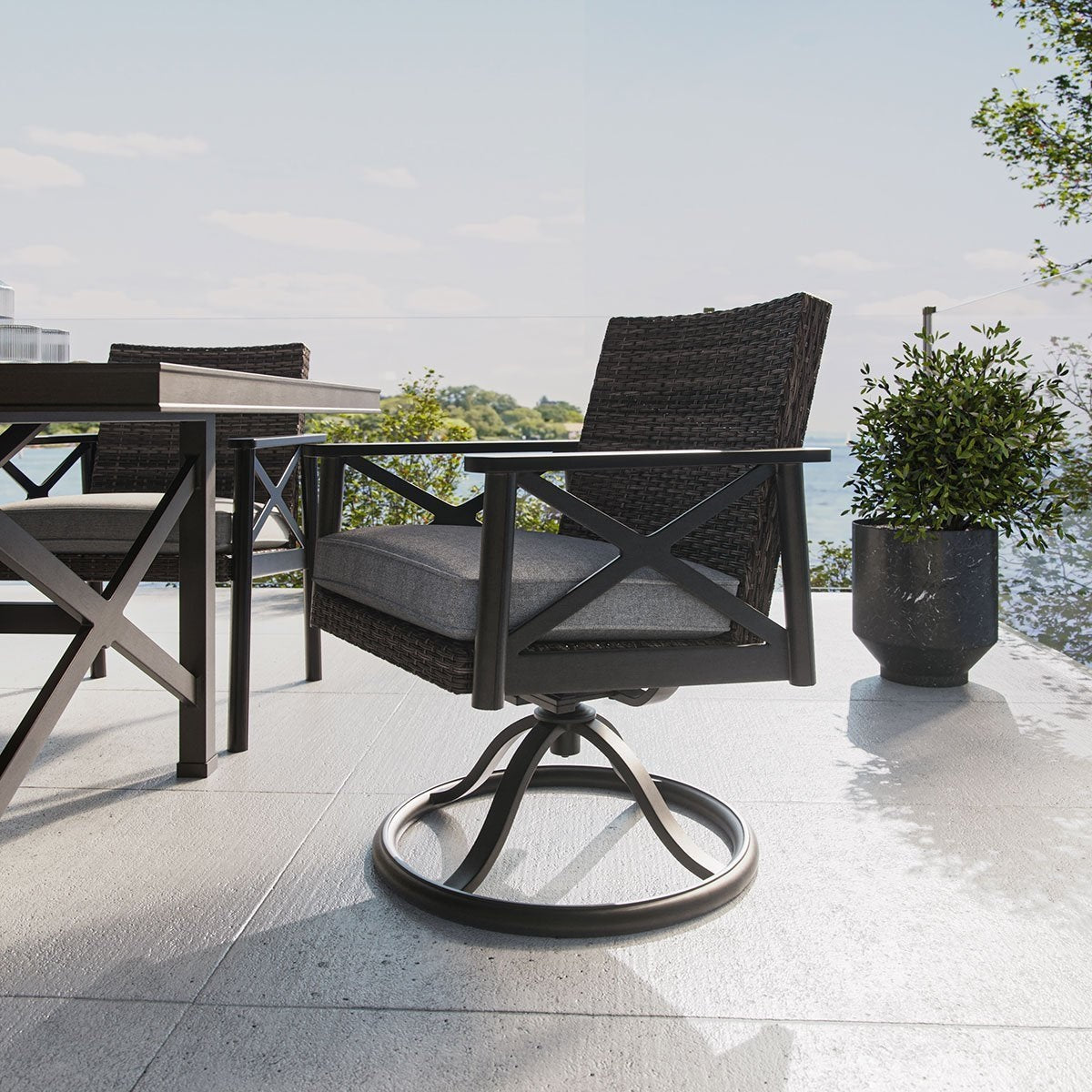 Dixmoor Dining Collection