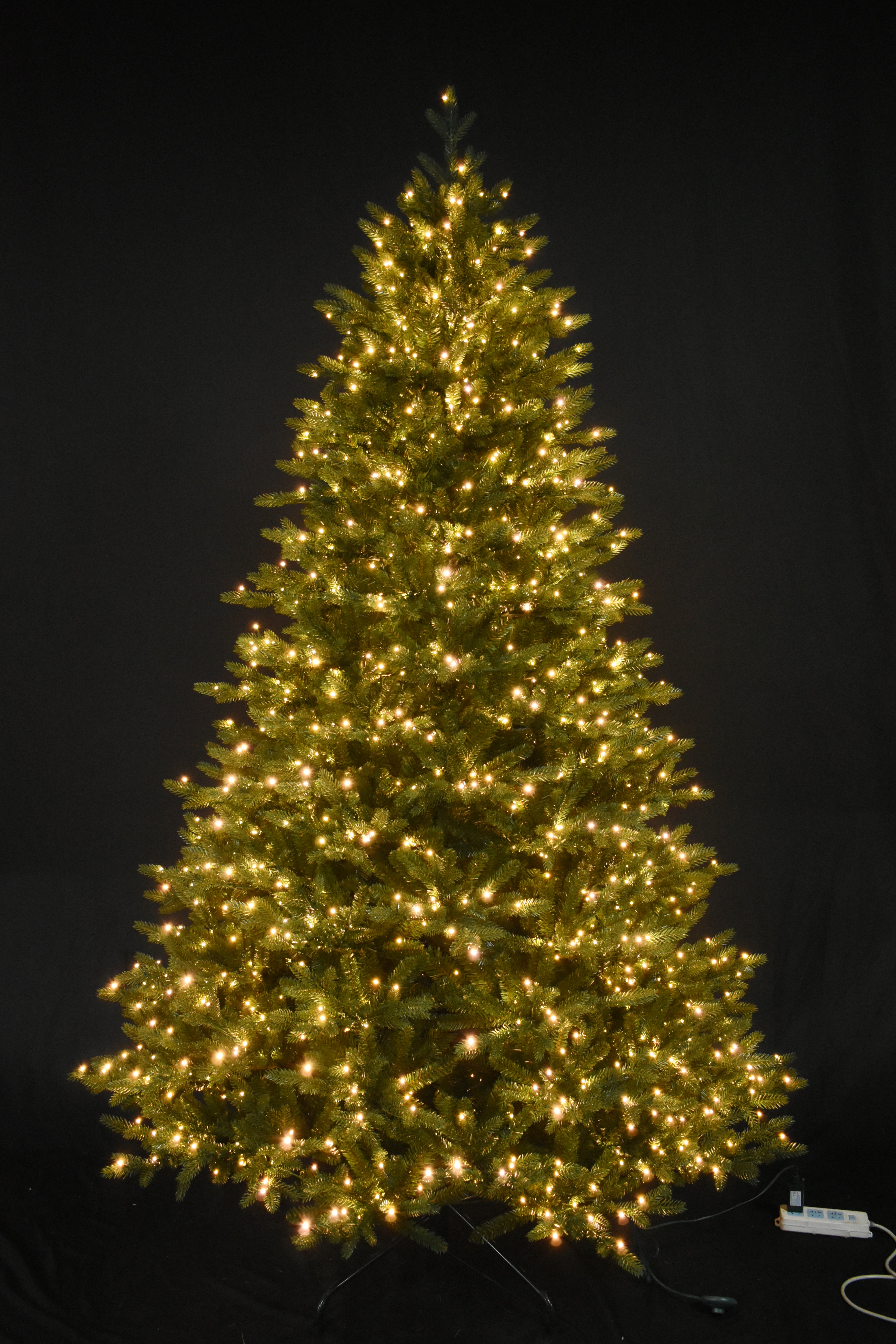 7.5' Supreme Artificial Christmas Tree | Trees with LED Lights