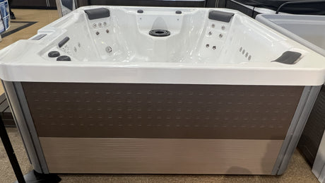 Clearance 2025 Enrich Harmony Hot Tub