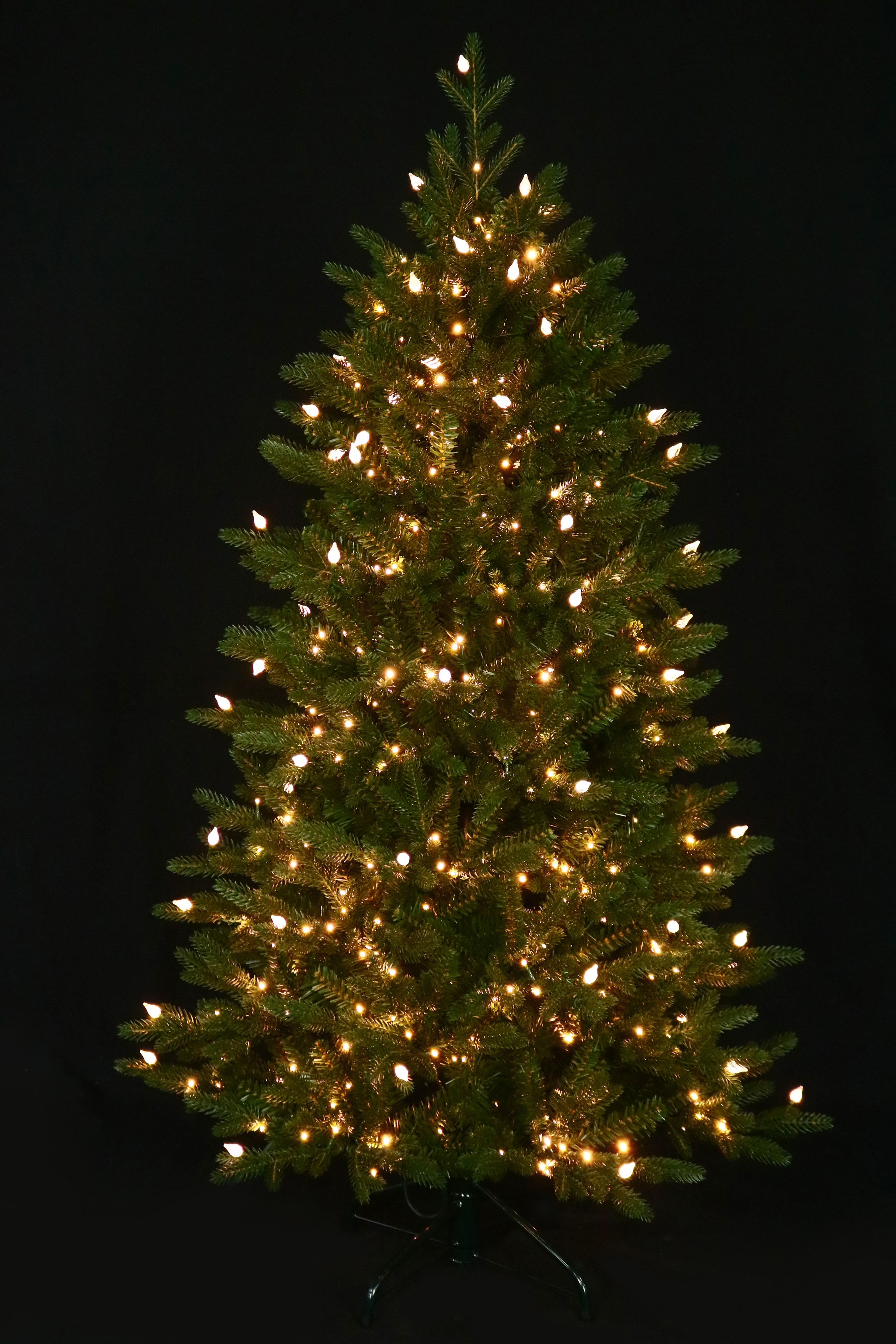 Life-Like Artificial Christmas Tree | Easy Pre-Lit Christmas Trees