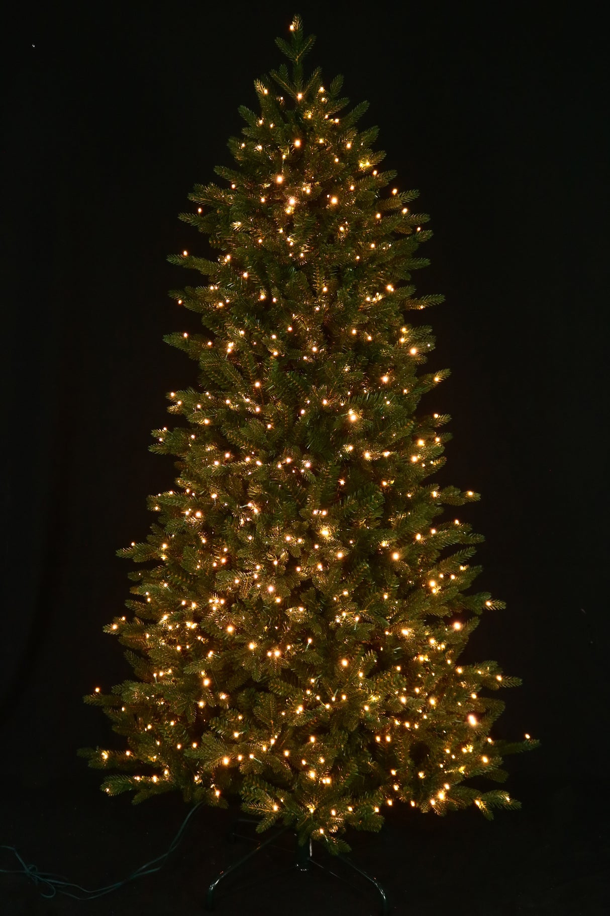 Life-Like Fraser Supreme 18-Function Starry Lights Artificial Christmas Tree