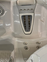 Outlet Hot Spring Highlife Envoy Hot Tub