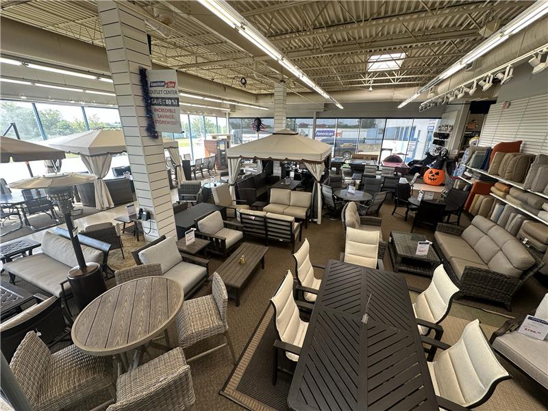 New Outlet Furniture!