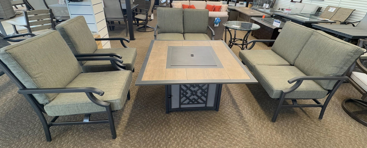Outlet Melbourne Fire Pit Set