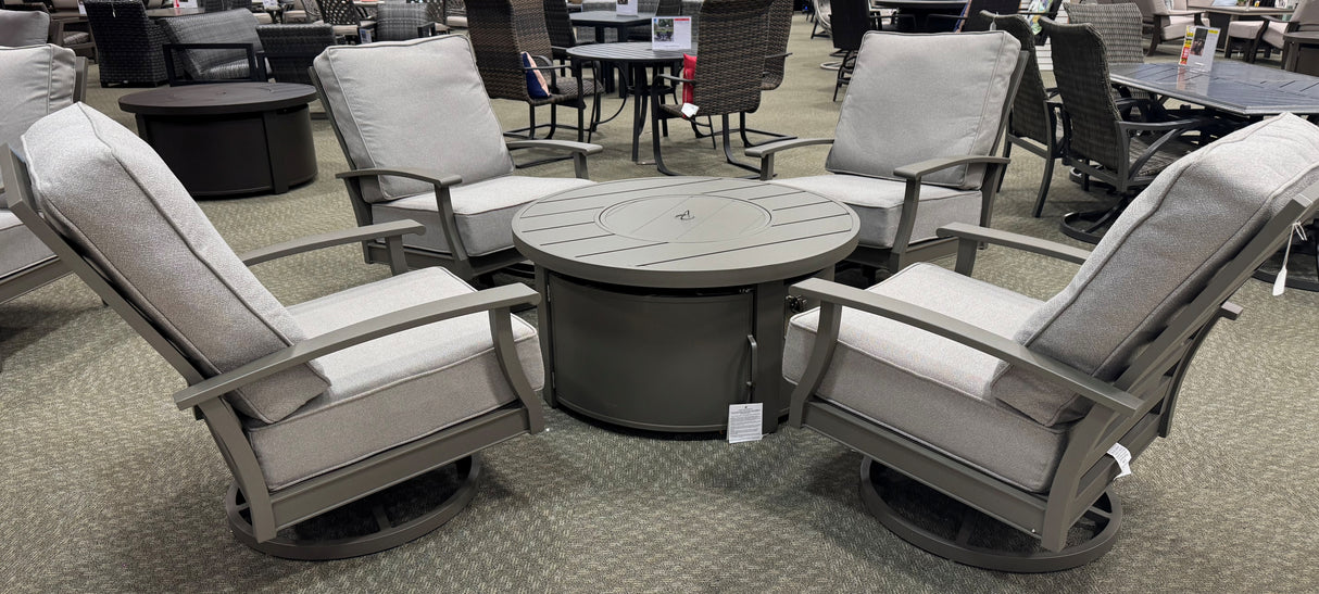 Clearance Palmdale Swivel Lounging Chairs