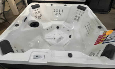 Clearance 2025 Enrich Hot Tubs Serenity Vitality Collection