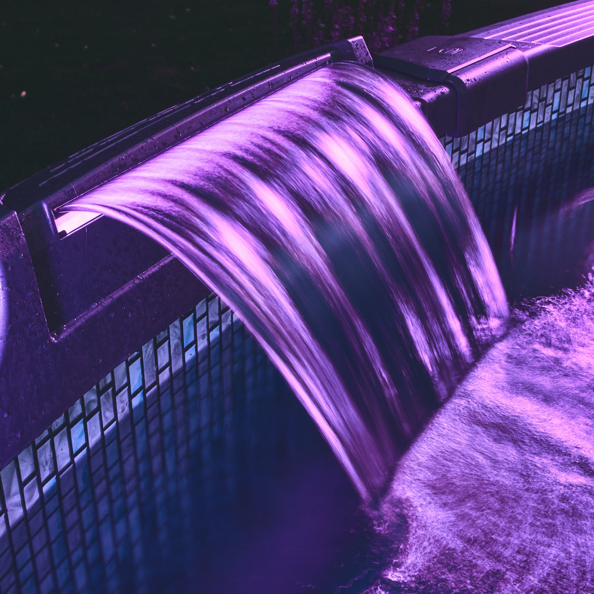 Star Series StarFall Feature for CARVIN® Pools