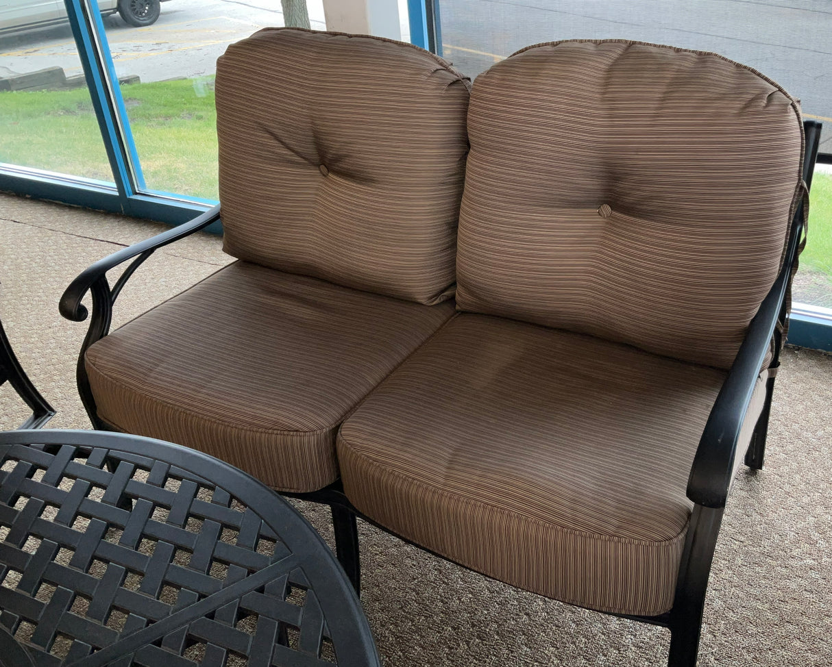 Outlet Stonegate Lounging Set