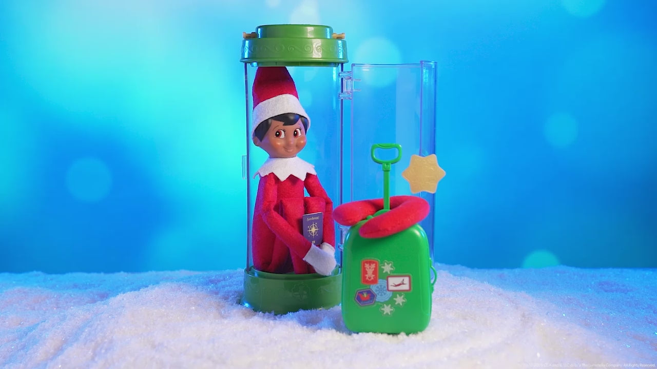 This video showcases the Scout Elf carrier from the 20th Anniversary Limited Edition Elf on the Shelf kit.