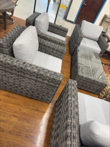 Outlet Victoria Seating Set
