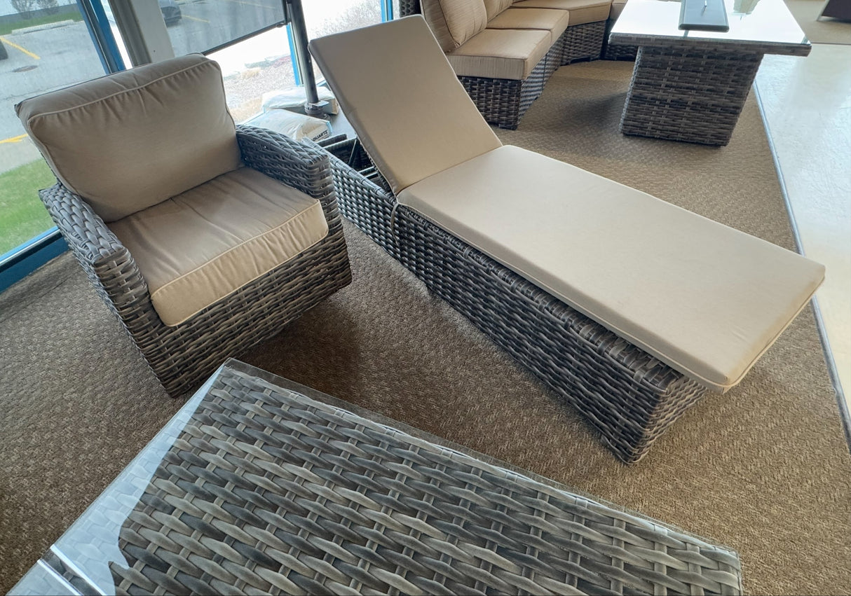Outlet Lenox Seating