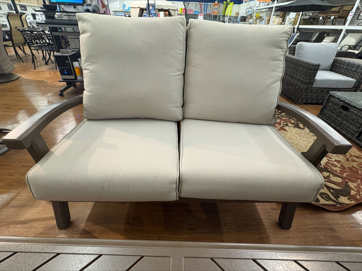Outlet Liberty Lounging & Chat Set