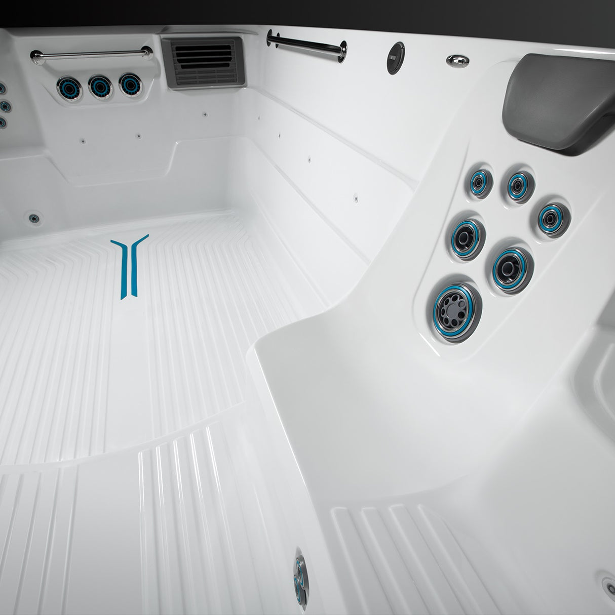 RecSport® Recreation Systems R500 by Endless Pools®