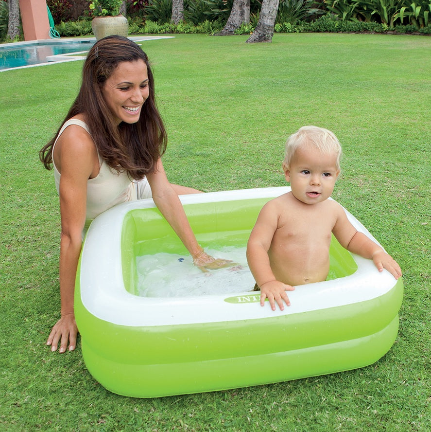 Green square inflatable pool for kids.