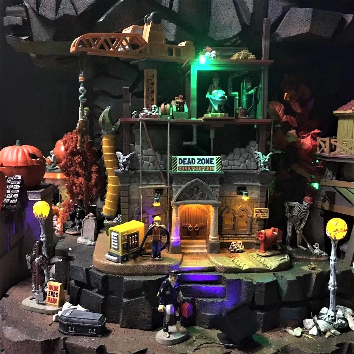 Lemax Spooky Town Dead Zone Construction Site #05604 | Halloween