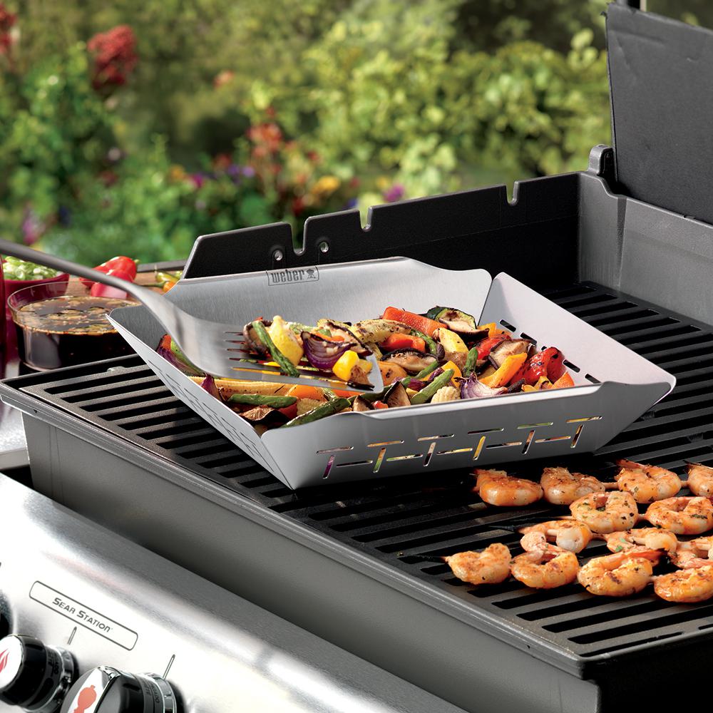 Weber Grilling Accessories | Weber Deluxe Square Grilling Basket