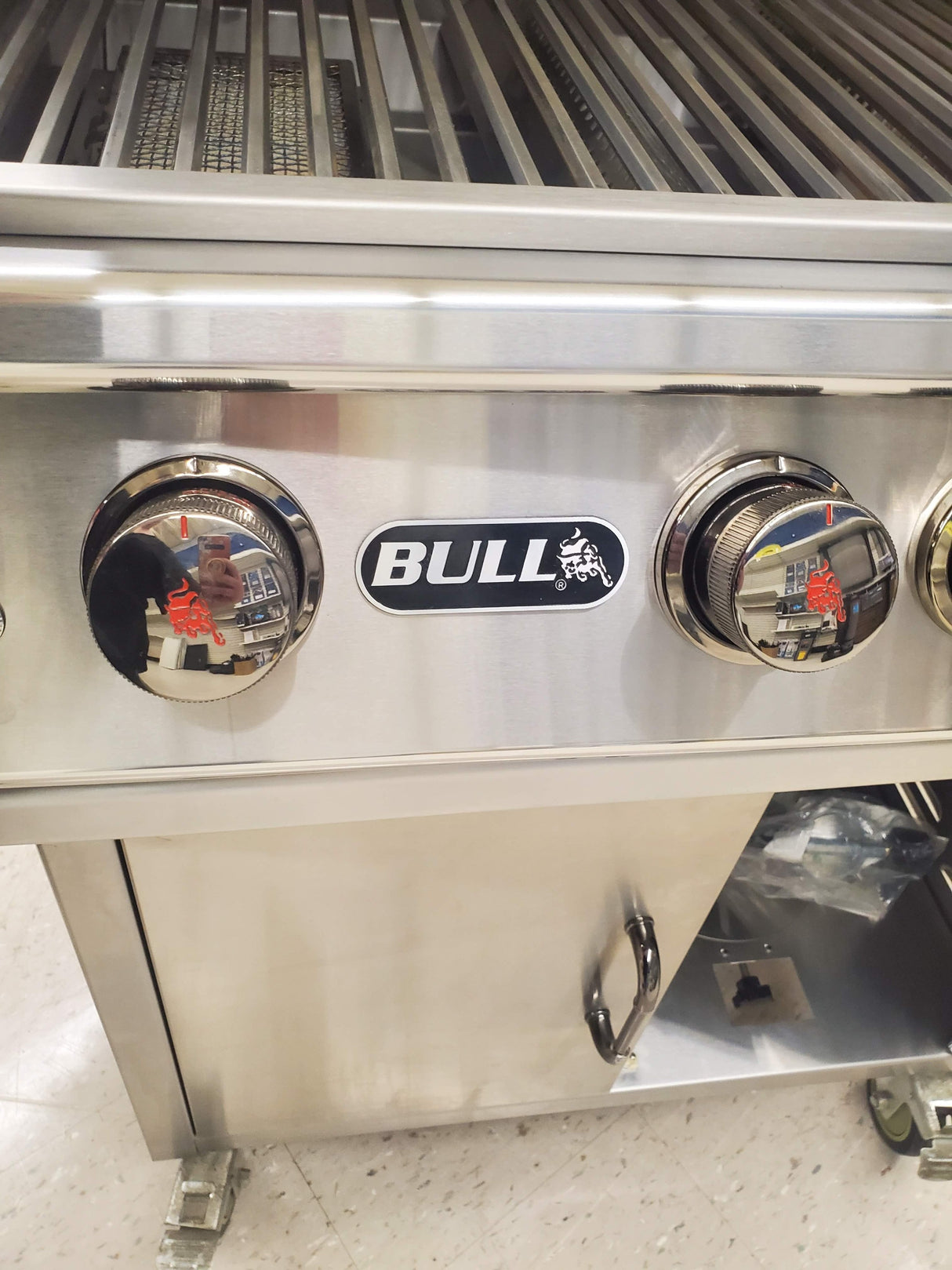 Outlet Bull Angus Elite Natural Gas Grill