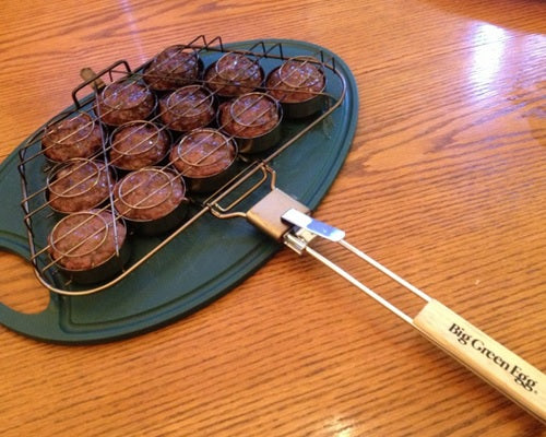 Big Green Egg Stainless Steel Mini-Burger Slider Basket with Detachable Handle