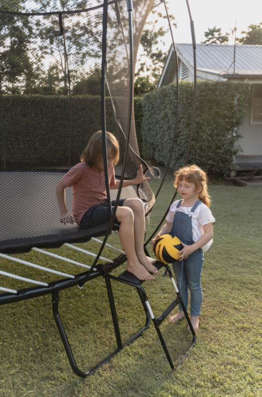 Springfree Trampoline FlexrStep™