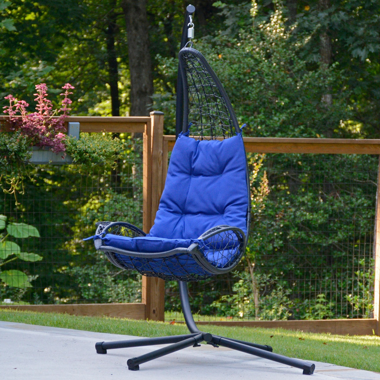 Hanging Cushioned Rattan Wicker Egg Chair and Stand