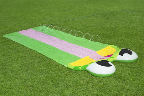 A water slide shaped like a frog. There are three lanes for racing.