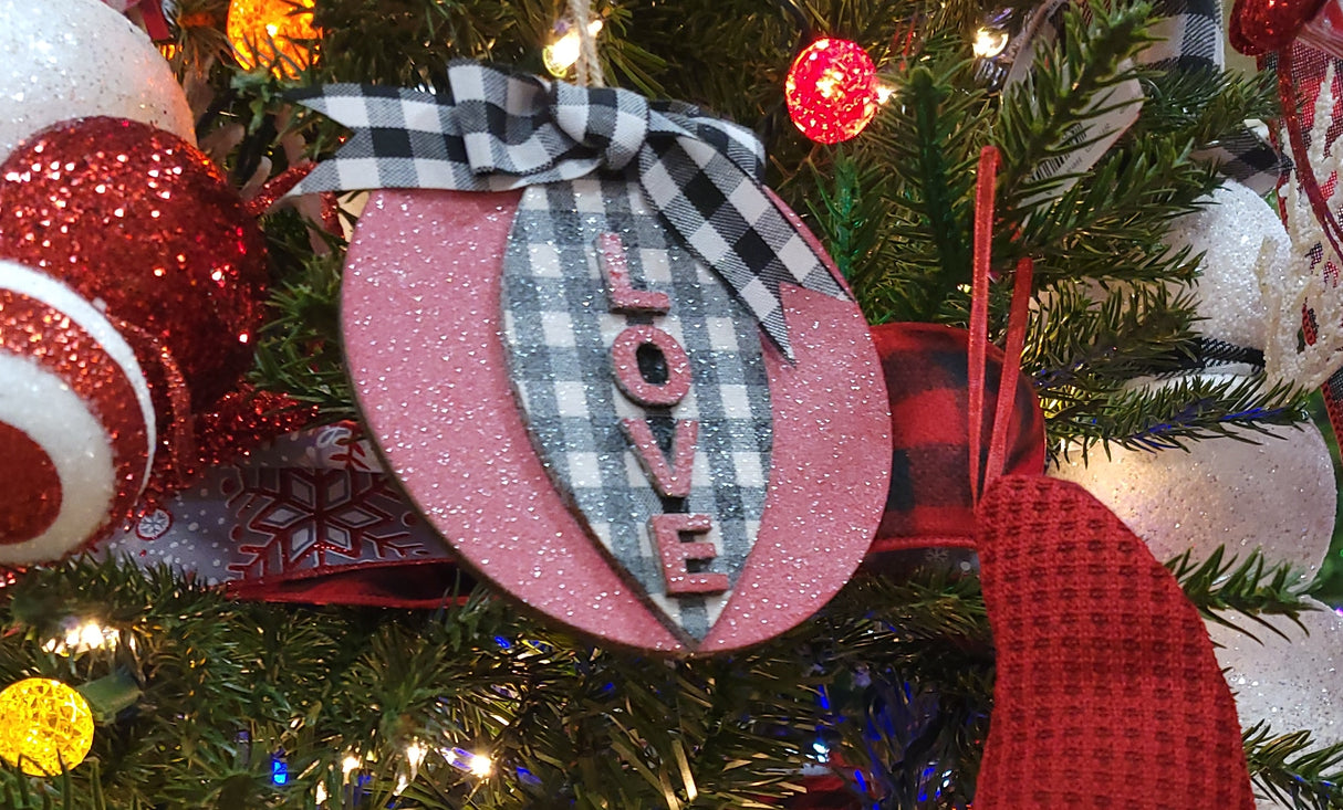 Gingham Holiday Wooden Round Word Ornament