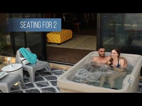 Freeflow Spas Mini™ Sport Hot Tub
